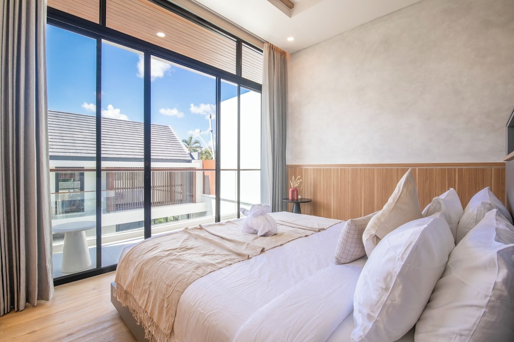 Elegant 3BR Escape Canggu AC 5min Shore