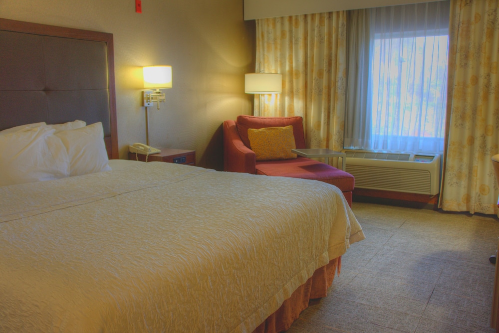 Wingate by Wyndham Steubenville view 5