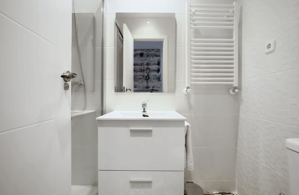Exclusive 3BD Apartment Near Reina Sofia Museum Reina Sofia II