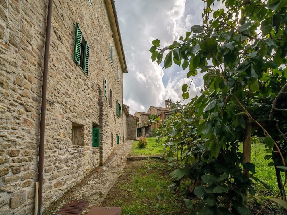 Belvilla by OYO Casa Granaio