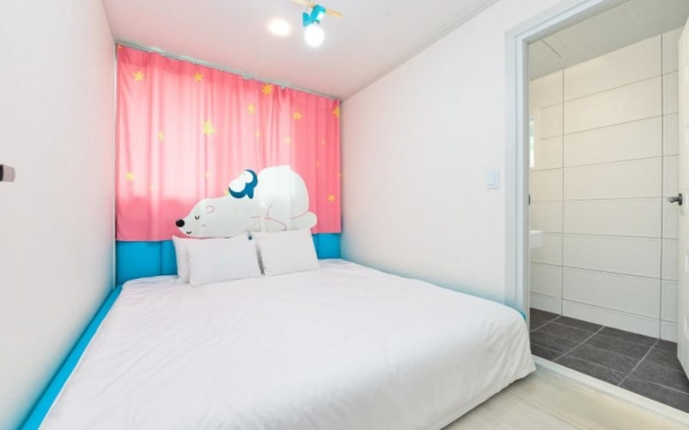 Gapyeong Shinbi Kids Pool Villa