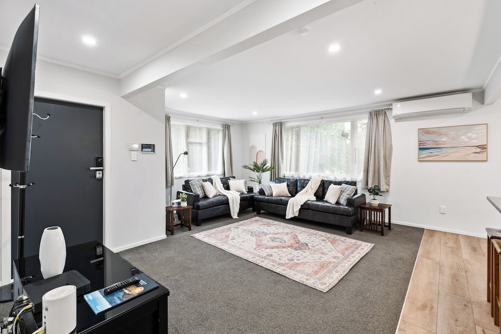 3BR near Tamaki River-Patio&Parking I Zodiak Stays