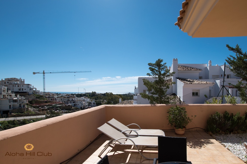 Marbella Vacations - Aloha Hill Club Golf Spa Apartments - Property Image 24