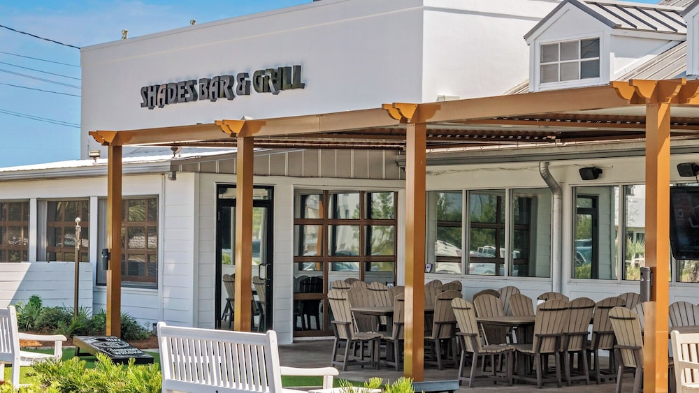 Inlet Beach Retreat With Rooftop Views, 4 Bikes + Free Attraction Tickets!