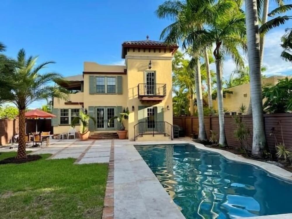 Casa Delfino