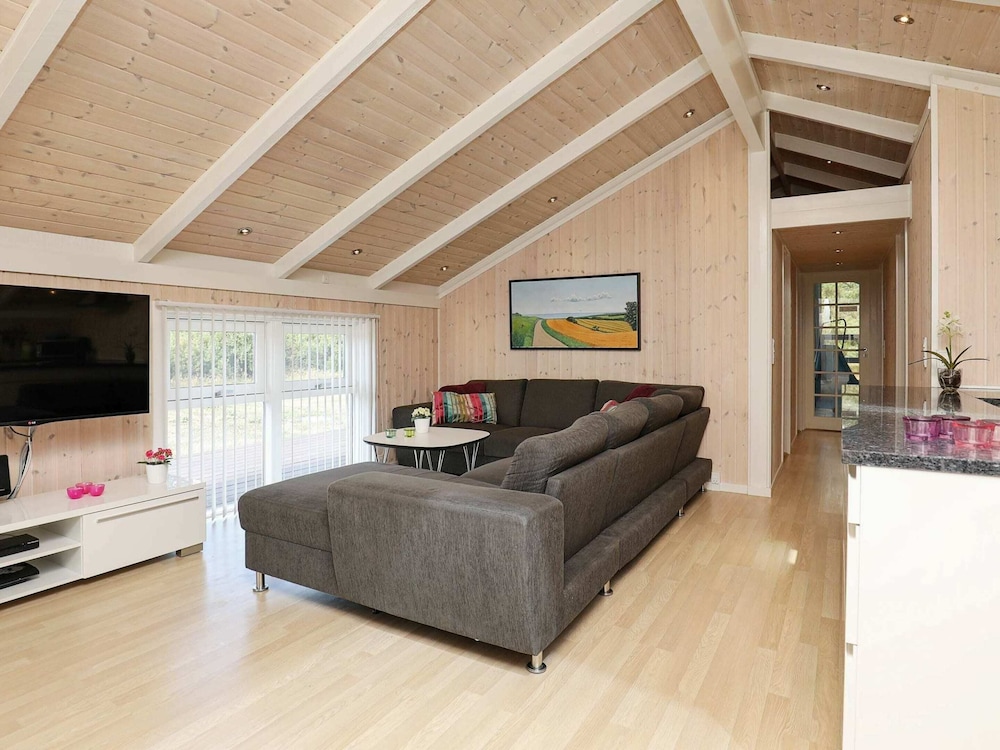 9 Person Holiday Home in Jerup-by Traum view 4