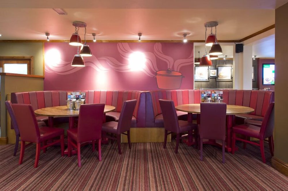 Premier Inn Newcastle Under Lyme 2