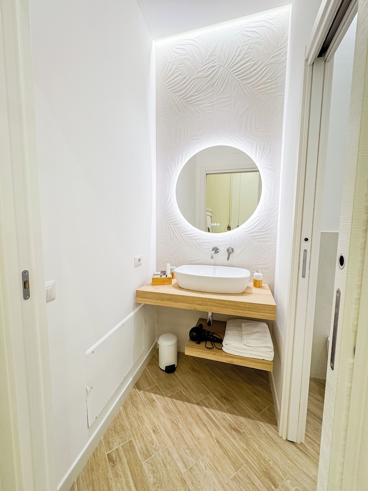 Giandra Rooms and Garden