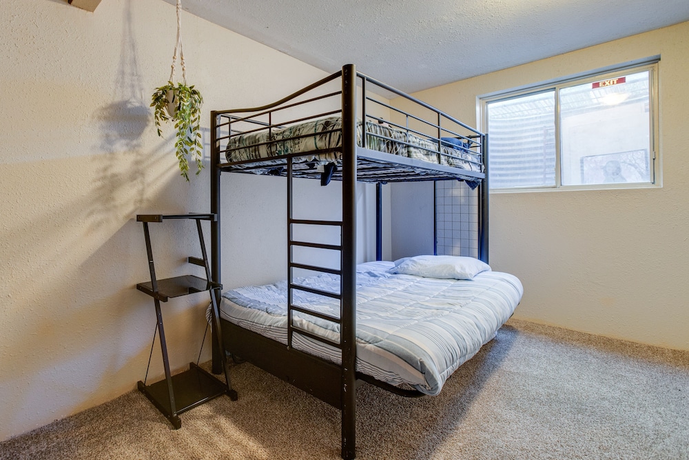 Spacious Aurora Retreat w/ Game Room + Hot Tub!