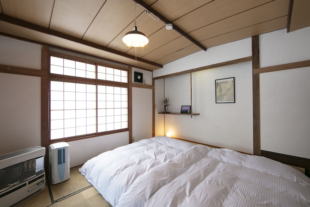 IWANKE view 3