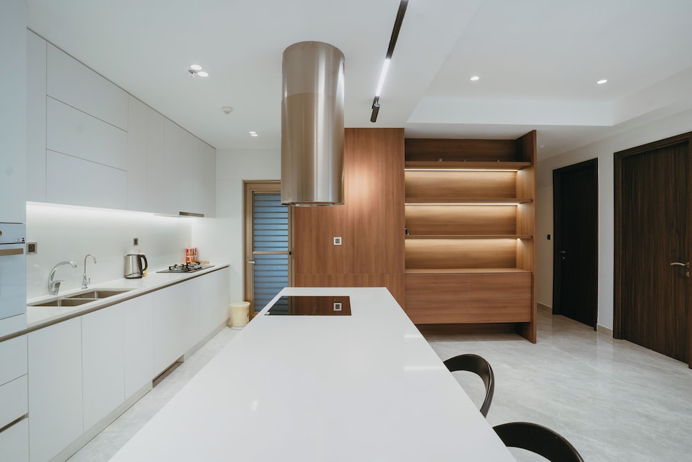 Midtown Premium Apartments
