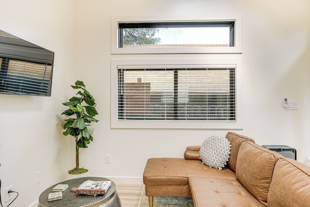 Bay Area Apt w/ Patio: Near Parks & Hiking!