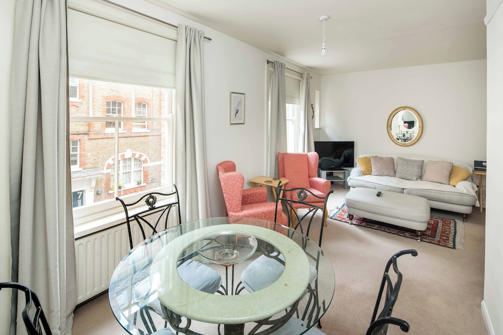 NEW Sleek 2BD Flat Oxford Street-Soho