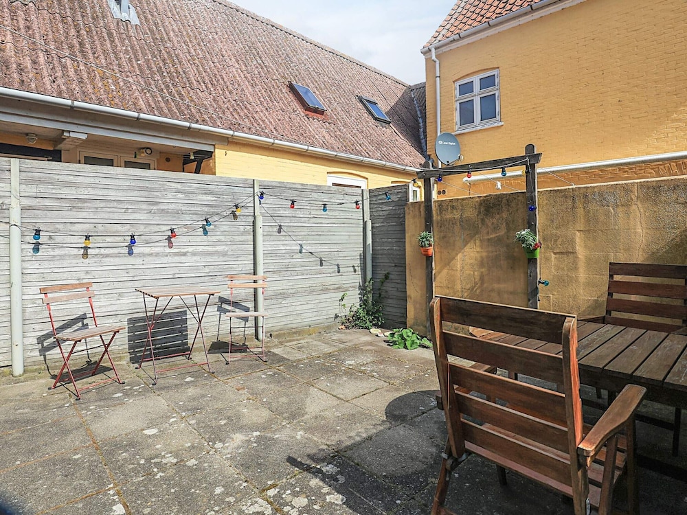 6 Person Holiday Home in Marstal