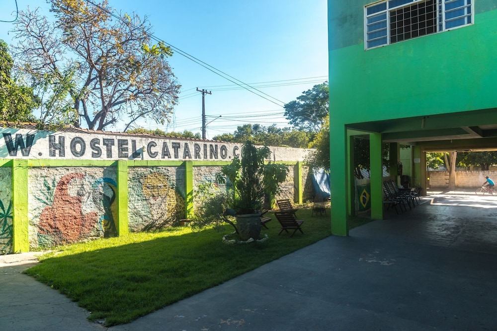 Catarino's Guest House Hospedaria - Hostel
