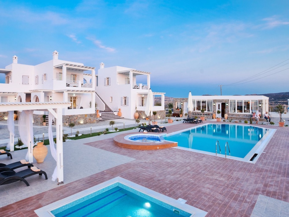 Miland Suites