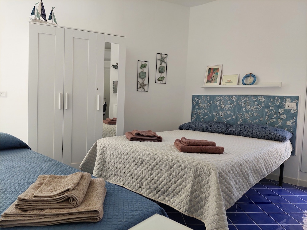 AB Apartment photo 2