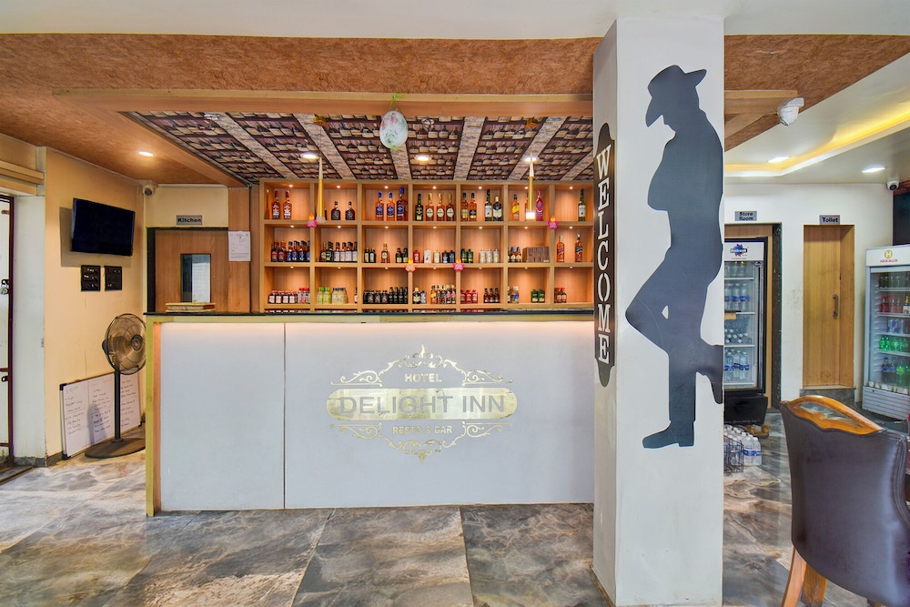 Fabhotel Delight Inn
