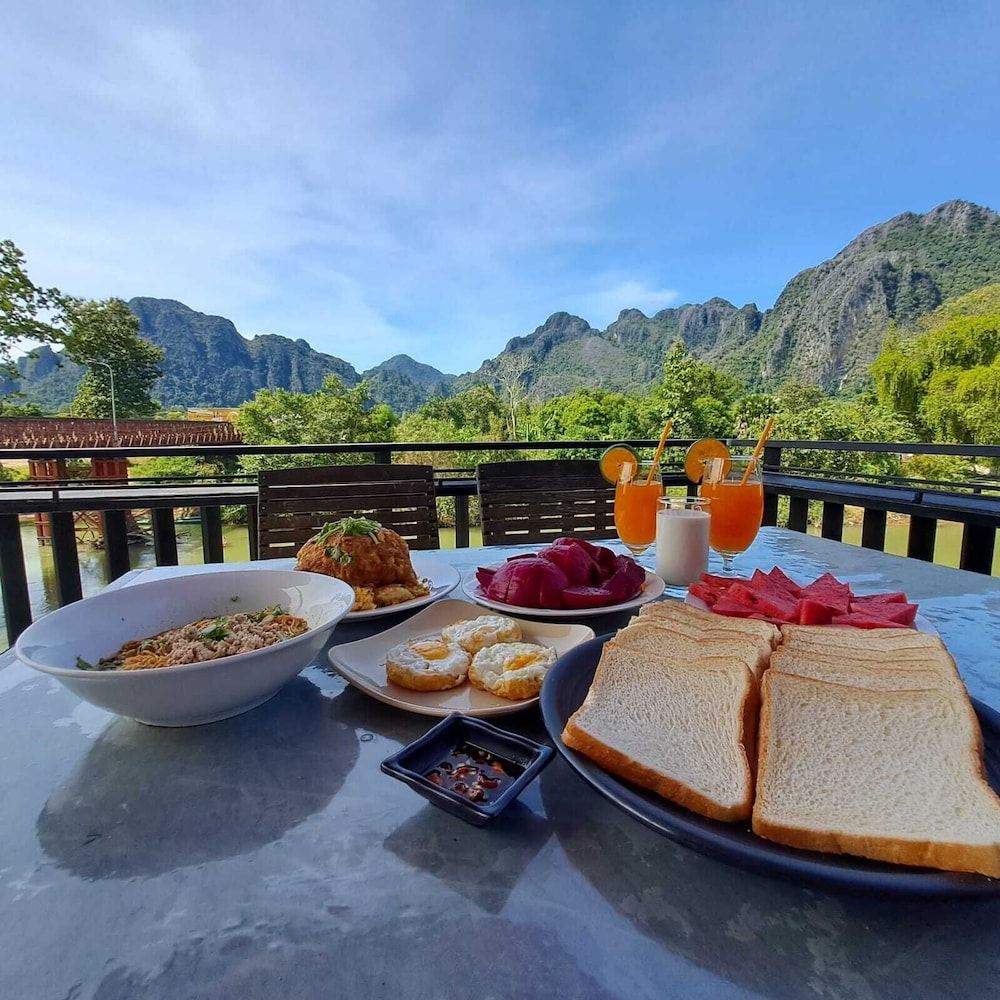Vang Vieng SCK Hotel