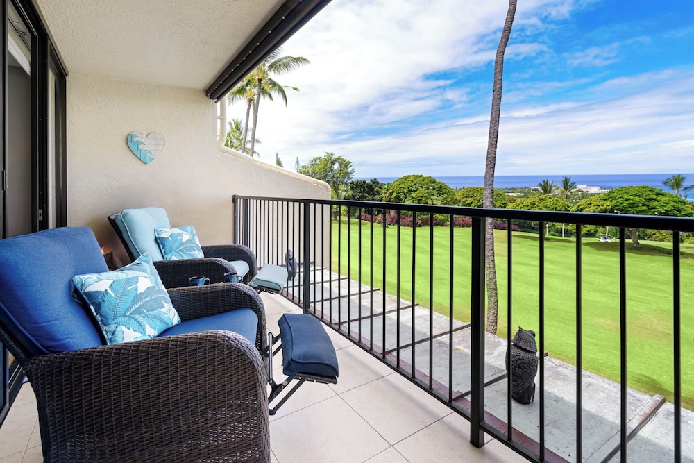 Fantastic Ocean & Golf Course Views - Close to Shopping & Beaches - Vrkcv