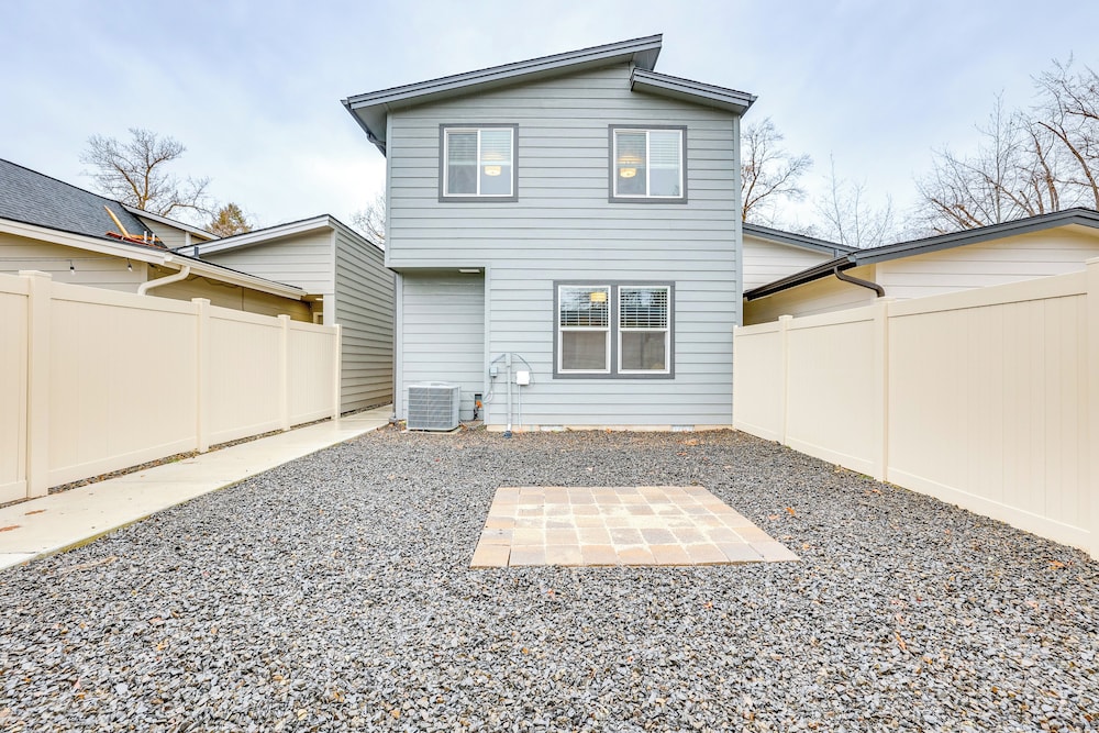 3 Mi to Boise River Greenbelt: Home w/ Fenced Yard