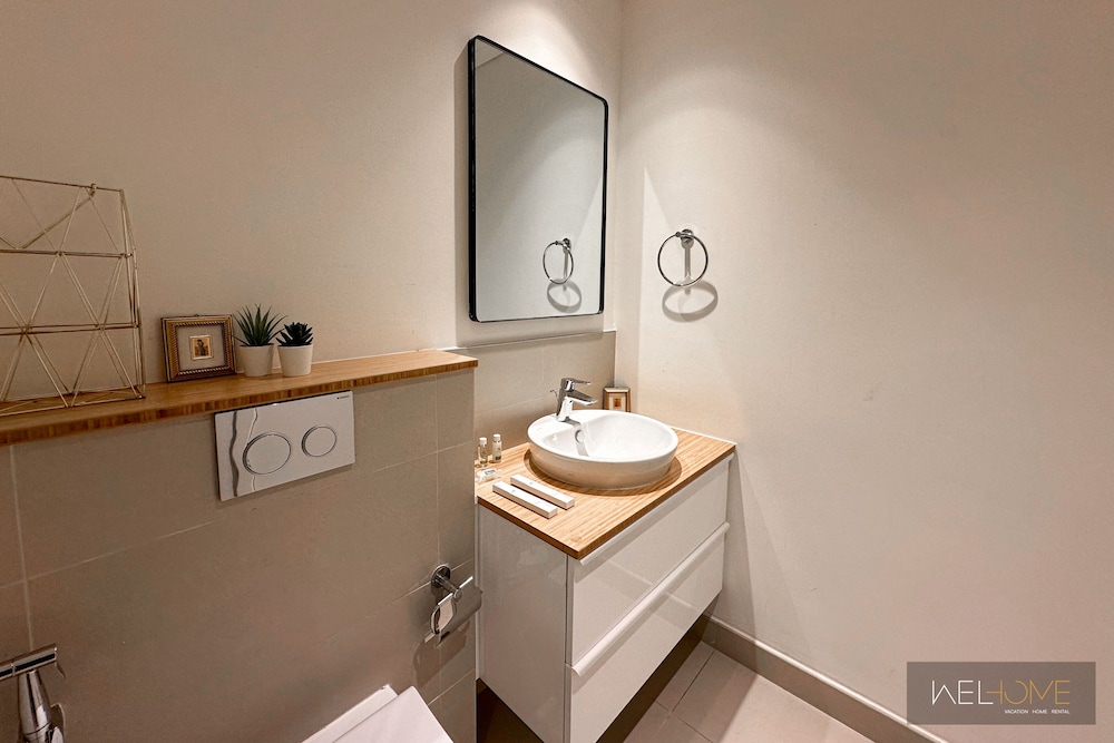 WelHome - Contemporary 1BR at Dubai Hills Estate