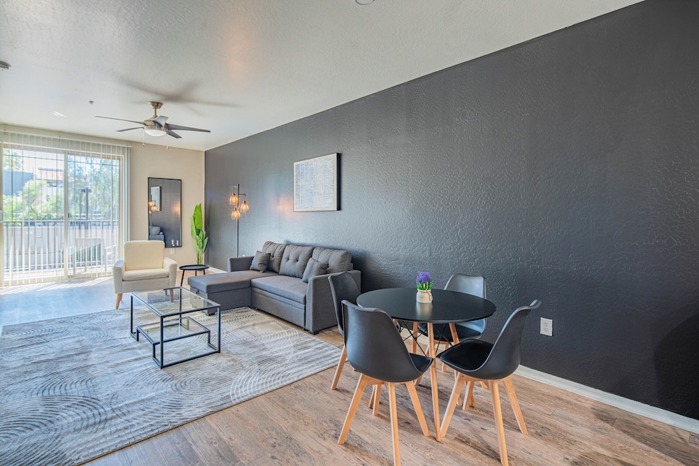 ROVE LIVING/KL - The Fredrick Tempe