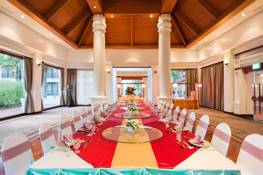 meeting & event spaces