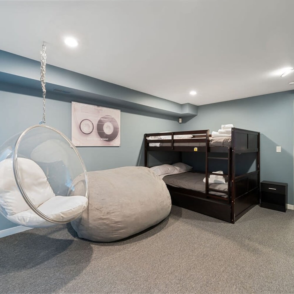 5BR 5BA Architectural Estate-theatre Gym Rooftop
