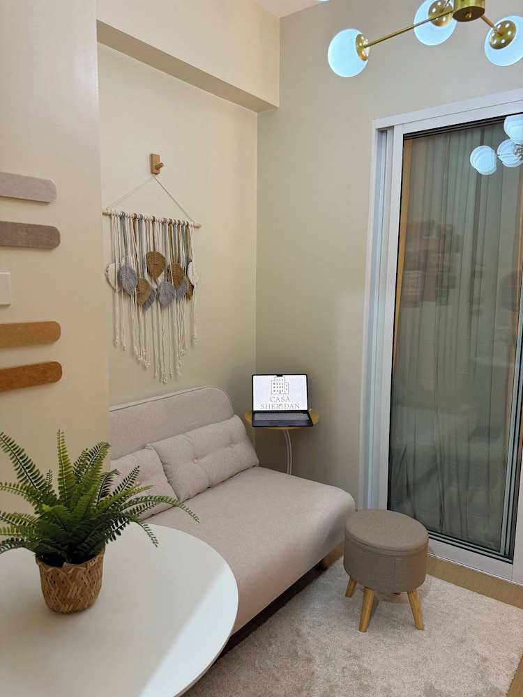 Welcome to Casa Sheridan Your Cozy Escape in the Heart of the Metro 🌿 Whet