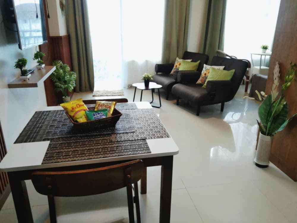 Spacious Studio Unit With Balcony and Seaview