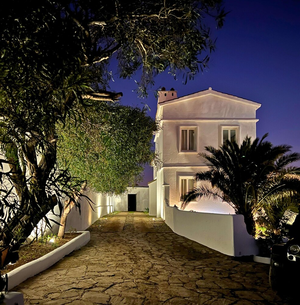 La Finca in Tanger With 3 Bedrooms and 3 5 Bathrooms view 2