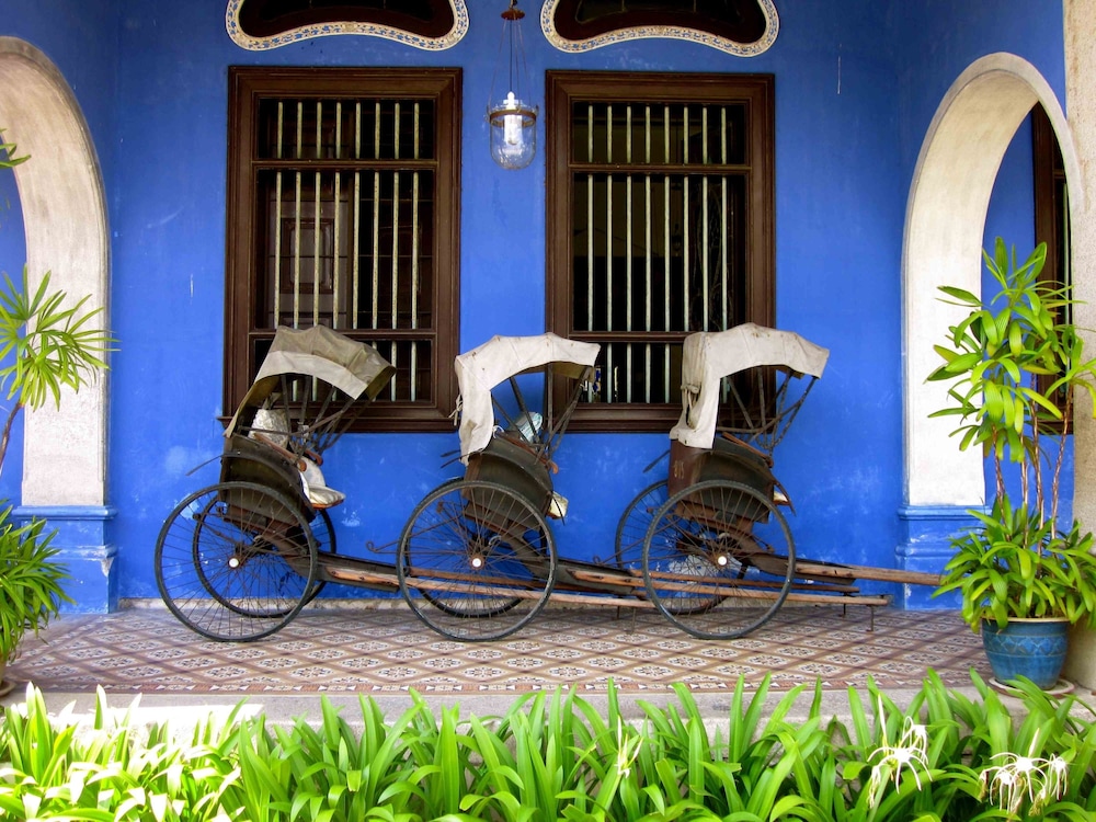Cheong Fatt Tze - The Blue Mansion 101