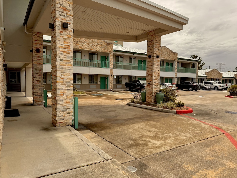 Garden Inn Express