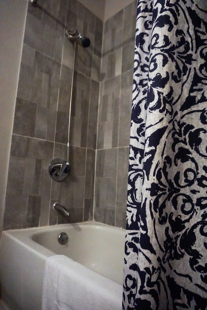 New Kingston Guest Apt Surbiton