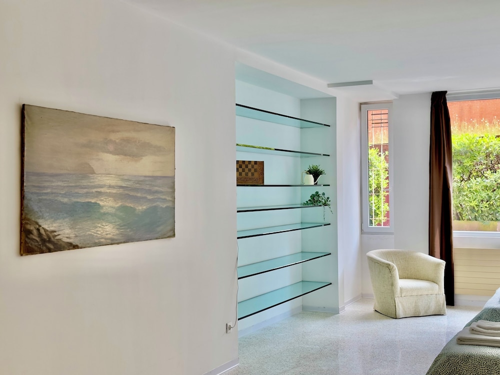 Navigli Apartments