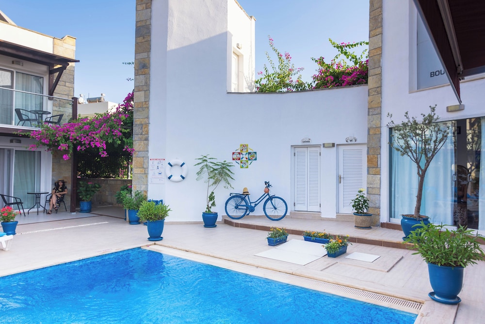 Cotton Boutique Hotel