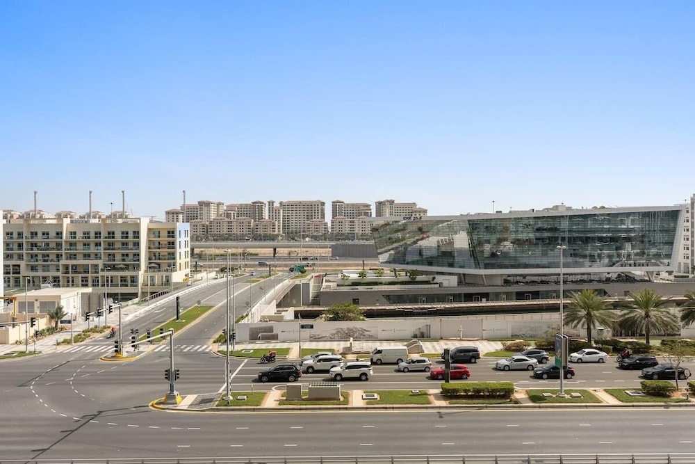 Abu Dhabi Vacations - Silkhaus AL Sana 2 - AL Raha - Property Image 2