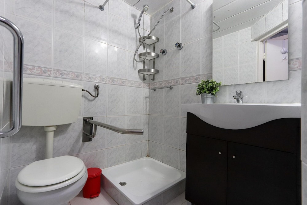 Bairro Alto Classic by Homing