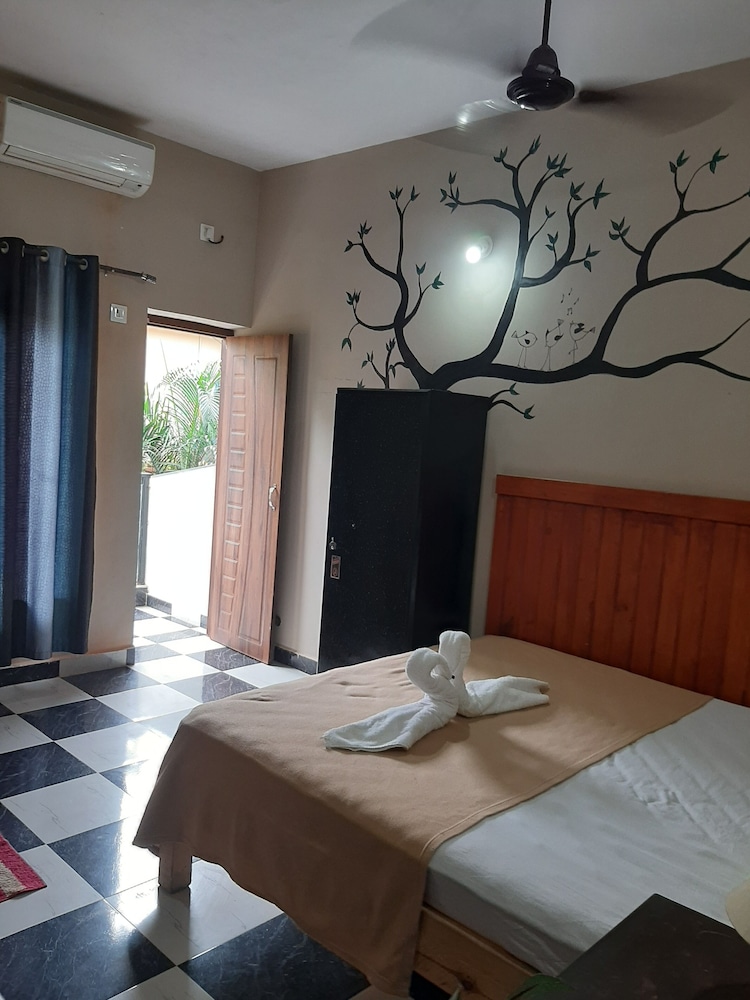 Casa Almeida Guest House