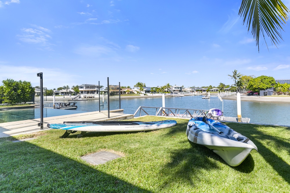 YALLA24-LUXURY RESORT STYLE HOLIDAY HOME