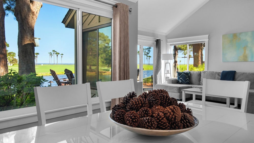 Waterfront Retreat in Sandestin w/ Golf Cart & Free Attraction Tickets!