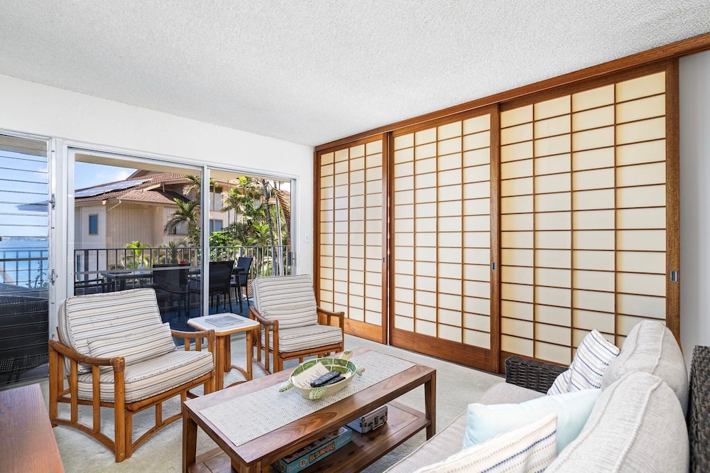 Beautiful Ocean Views - Close to Town - Wifi - Vrkcv