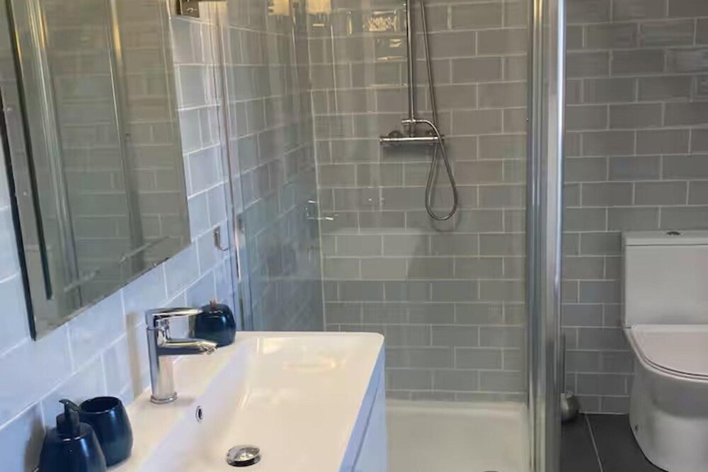 Luxury Galway Getaway With 5 Bedrooms