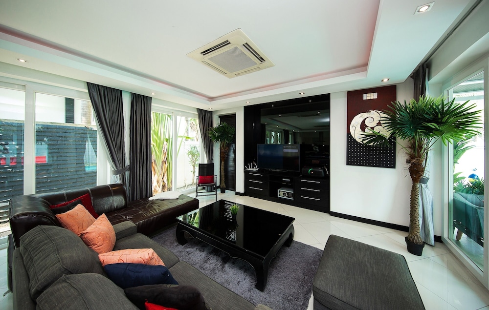 Premium Pool Villas Pattaya