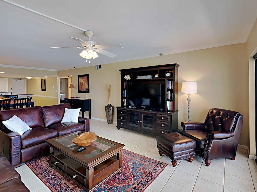 Breakers East by Southern Vacation Rentals