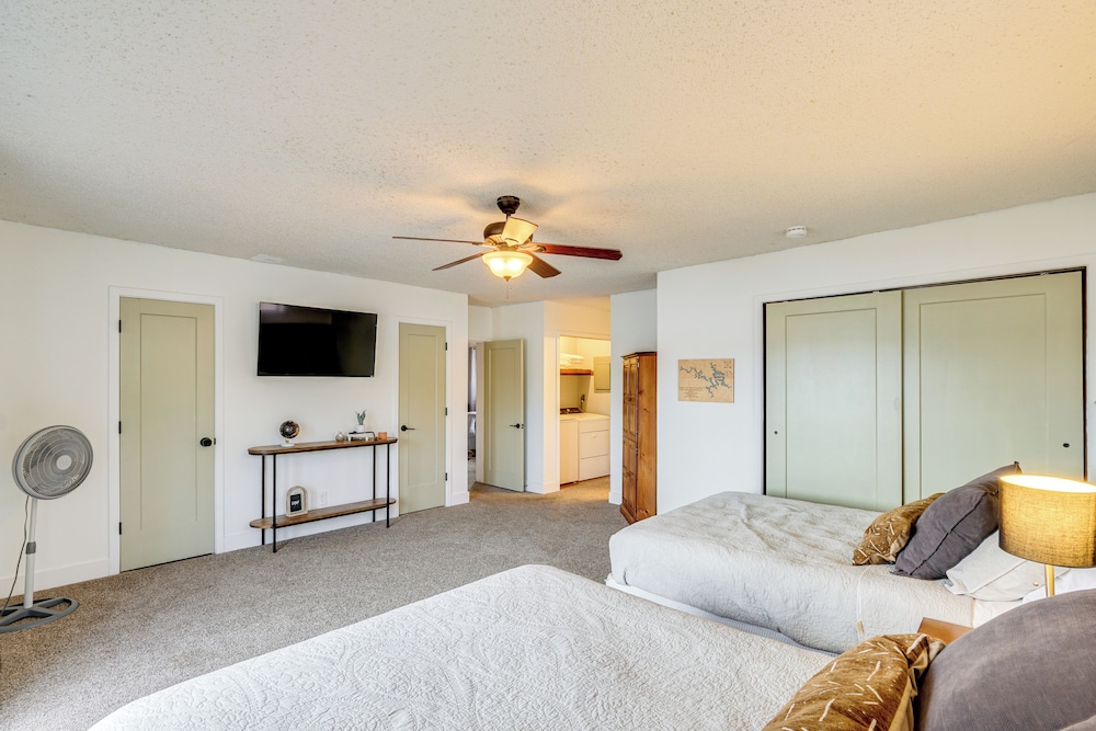 Sunrise Beach Lake House w/ Water Views & Dock!