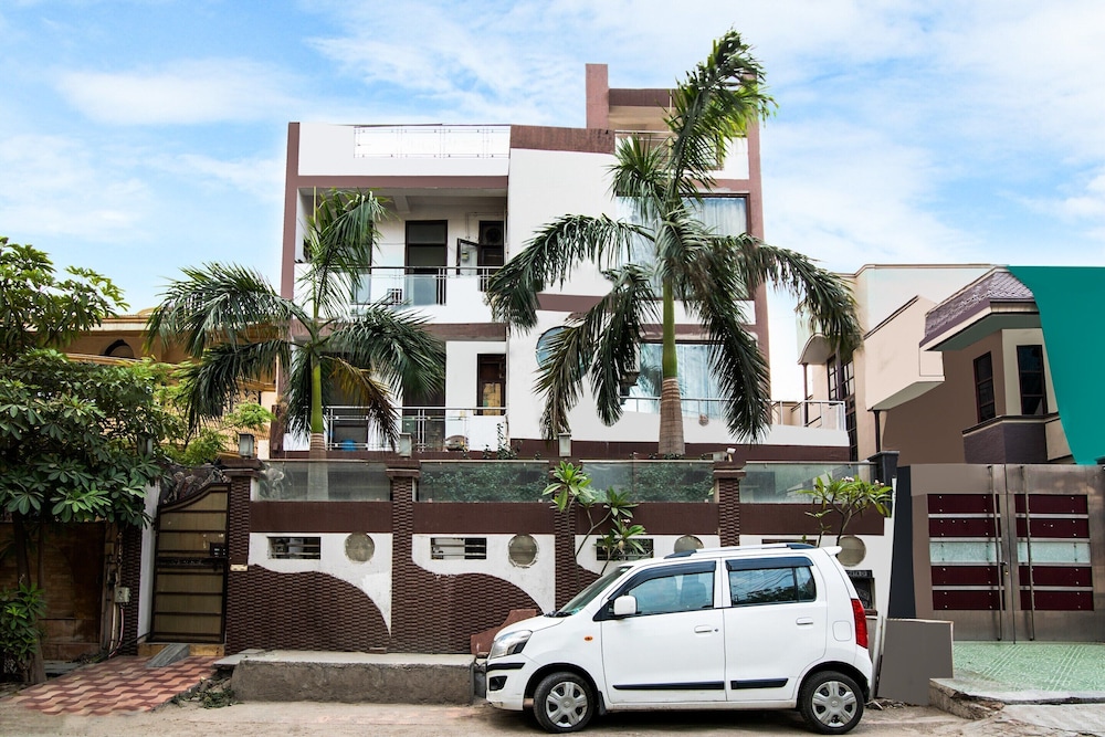 OYO 457 Hotel Mittal Residency