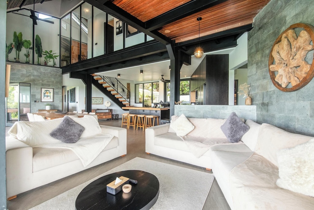 Stunning 6BR Villa 5 Mins to Bingin