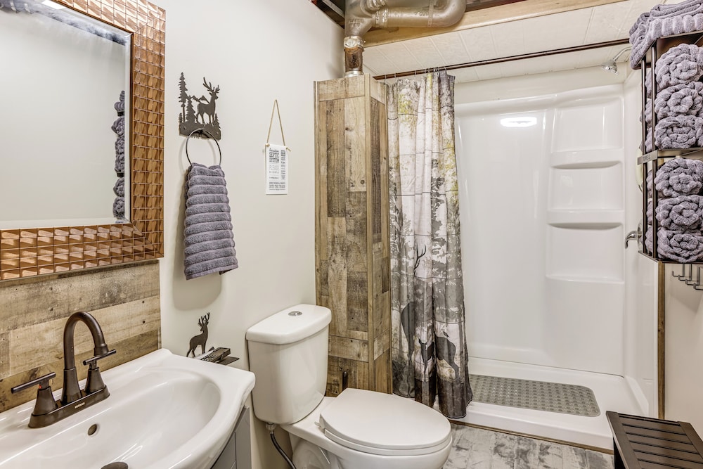 Walk to Gray Lake: Pet-friendly Cottage